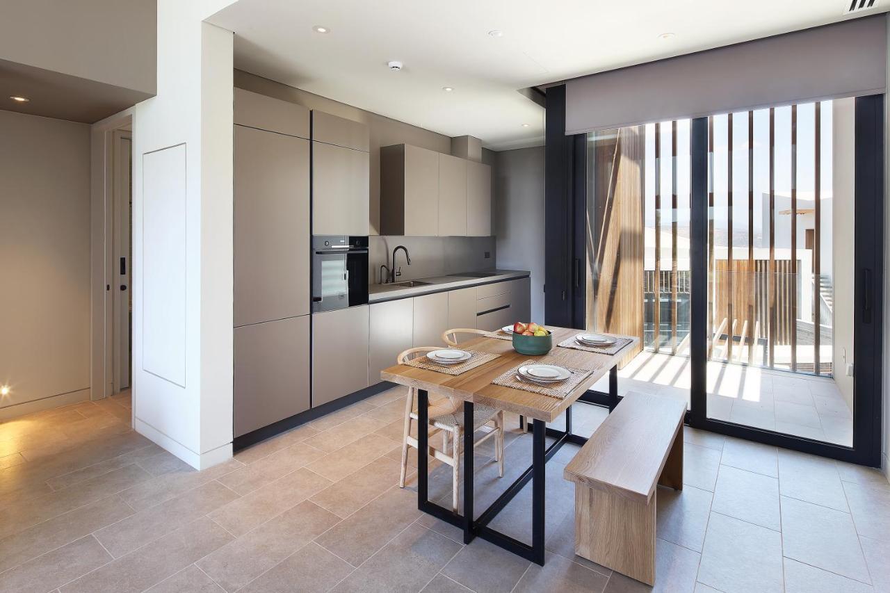 Minthis Resort Tsadha Екстериор снимка The kitchen and dining area of a typical apartment